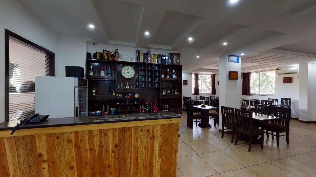 Hotel De Alcazar Calangute Zewnętrze zdjęcie