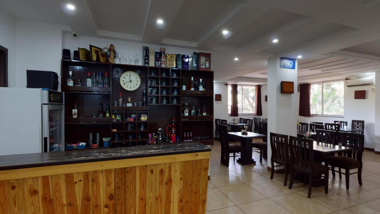 Hotel De Alcazar Calangute Zewnętrze zdjęcie