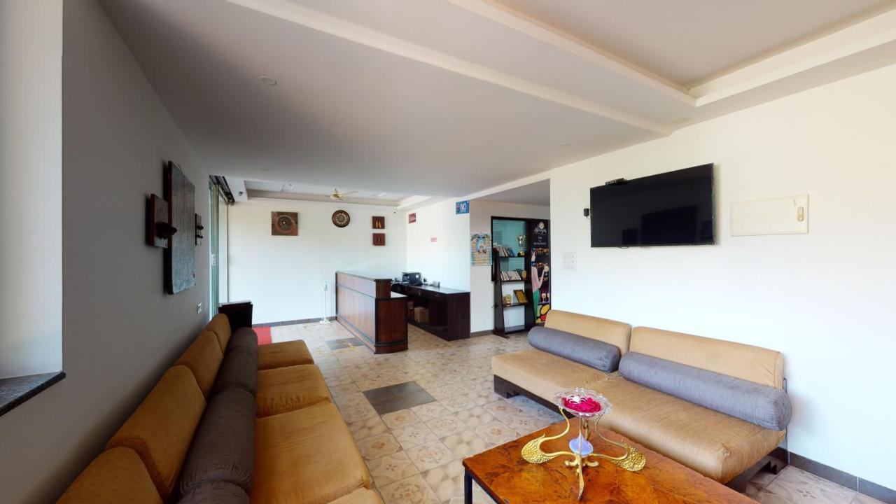 Hotel De Alcazar Calangute Zewnętrze zdjęcie